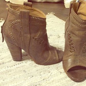 Guess booties